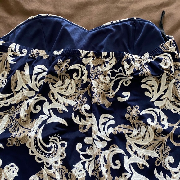 NWT Strapless bodycon asymmetric faux wrap dress - Picture 3 of 10